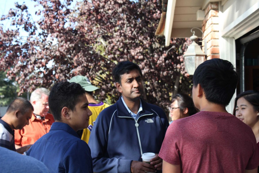 Ro Khanna speaks with student volunteers at a Sunnyvale canvass event on Oct. 20. After months of trailing incumbent Mike Honda in the polls by double digits, a recent poll shows the race for California's 17th Congressional district is in a dead heat. (Jay Lee/Peninsula Press)