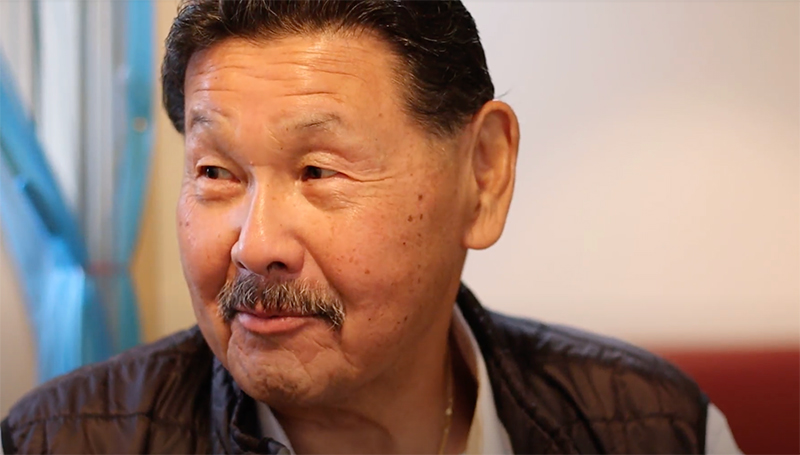 Steve Nakakjo sits in a restaurant, a day after the hotel decision on Oct. 20, 2021. Owners of the Kimpton Buchanan Hotel decided not to sell the property to the city of San Francisco so that it can be turned into permanent supportive housing. (Natasha Jessen-Petersen/Peninsula Press)
