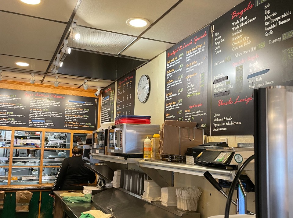 Inside Izzy's Brooklyn Bagels