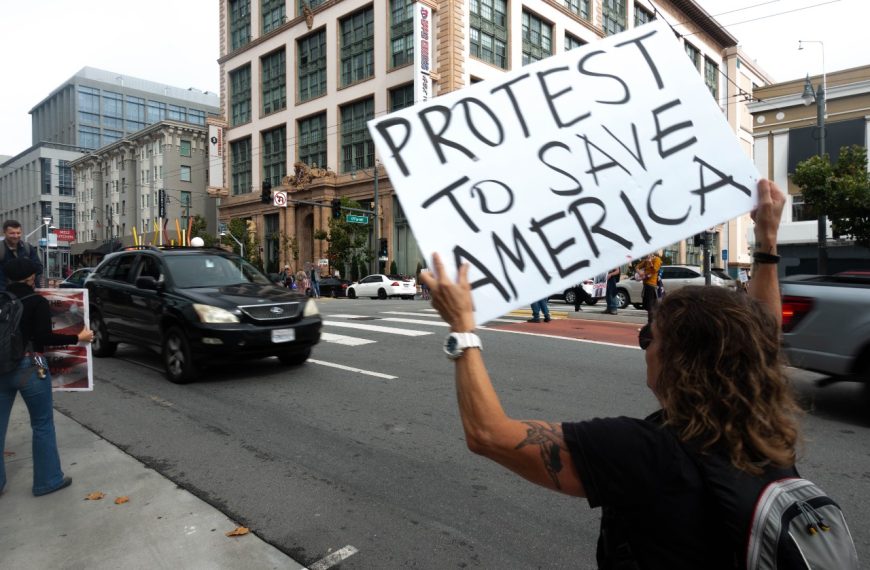 Bay Area Residents Remain Alarmed About ICE Activity, Deportations