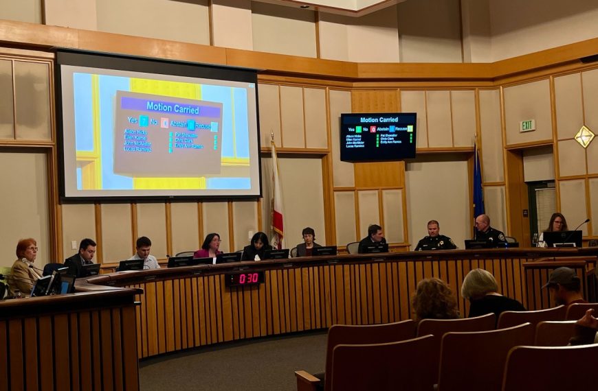 Mountain View votes to cut license plate camera contract