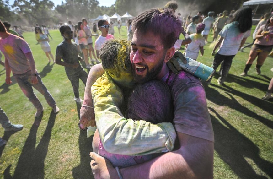 Annual Stanford Indian Holi Celebration Aims to Help People in Need